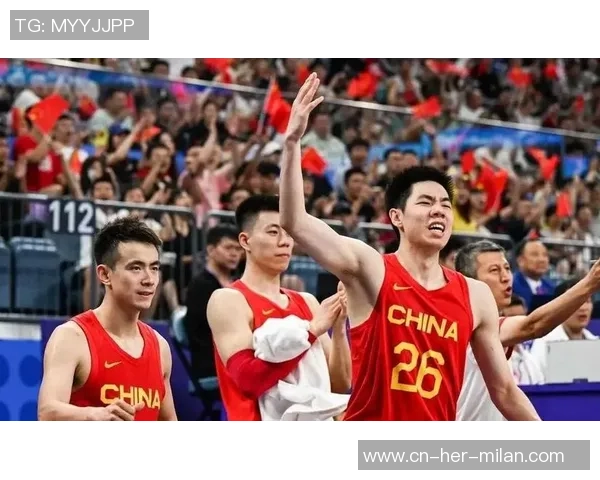 2016年中国男篮与美国职业联队精彩对决视频回顾与分析