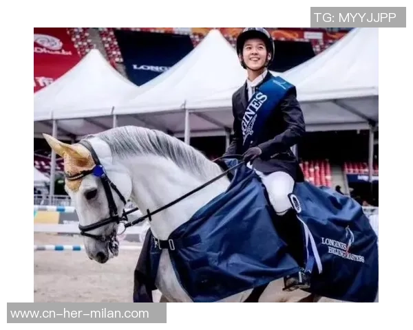 体坛新秀庞钦宇露脸澳门MAT盛典,00后马术少年冷艳时髦场 体坛新秀庞钦宇露脸澳门MAT盛典,00后马术少年冷艳时髦场